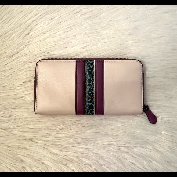 Coach Multi Varsity Flower Leather Accordion Zip Wallet - Picture 2 of 5